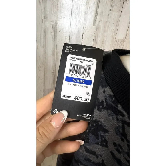 NWT Under Armour Women's XL Black Camo Crewneck Fleece Loose Fitting Sweatshirt - Picture 6 of 9